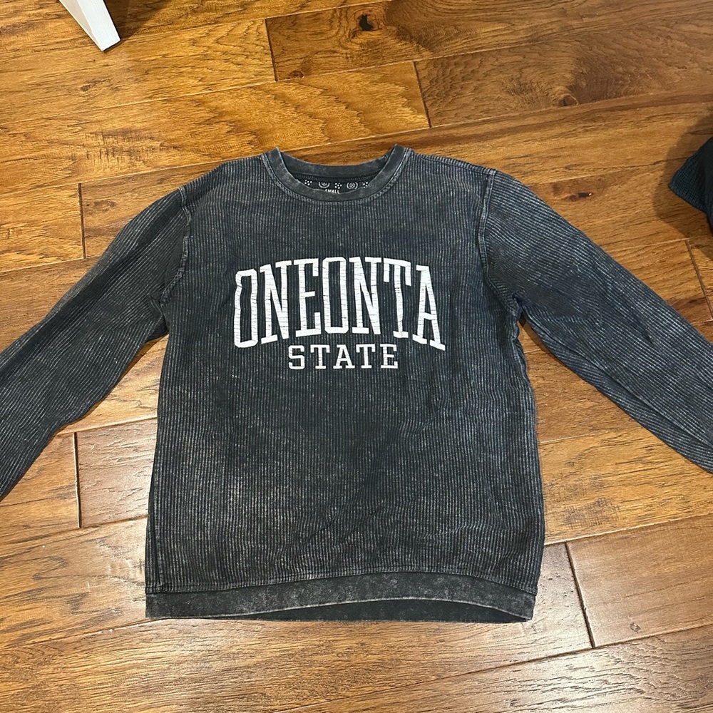 Oneonta State Women’s Ribbed Grey Sweatshirt